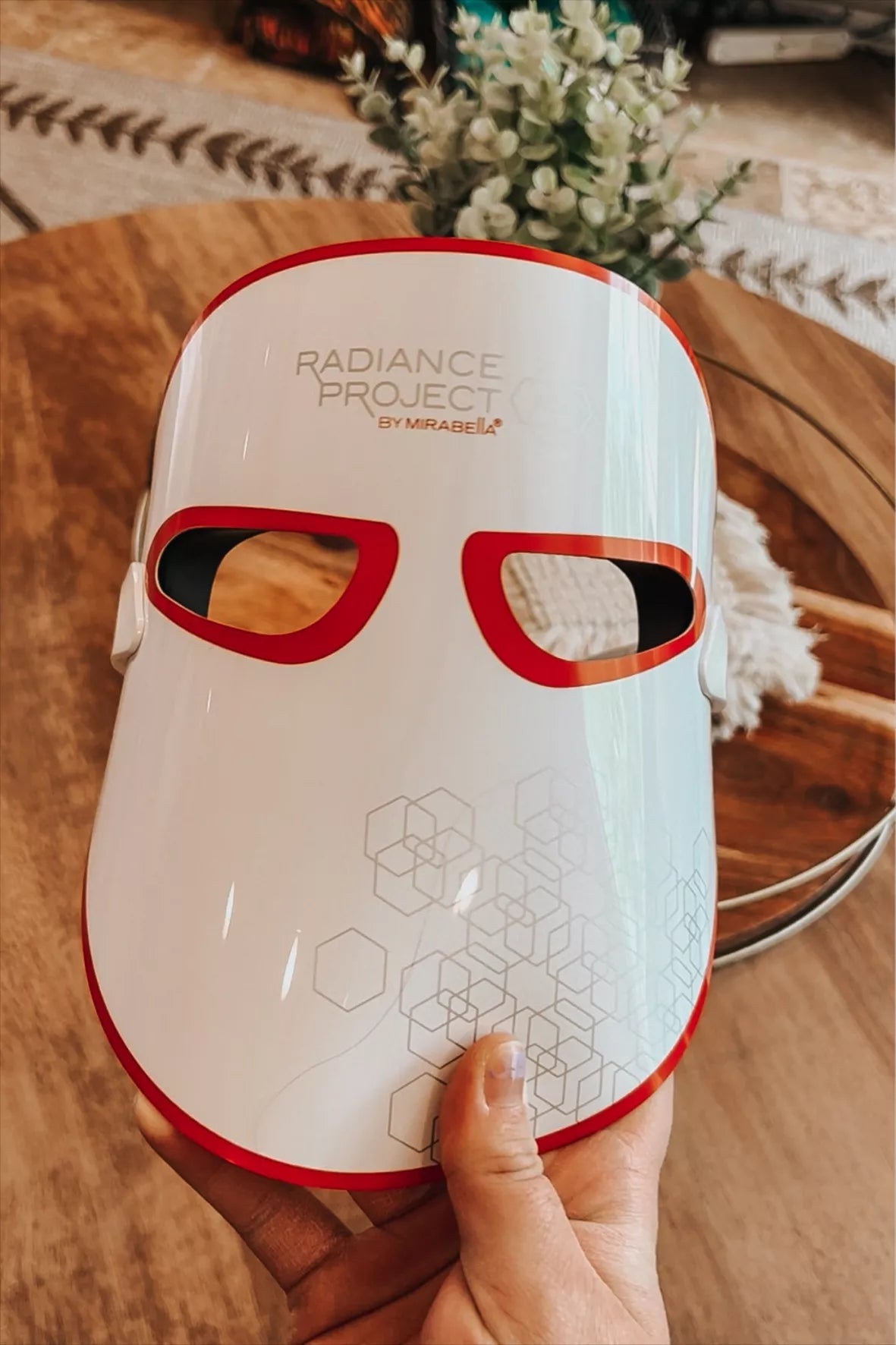 PHOTOTHERAPY 7-COLOR LED FACIAL MASK WITH NEAR INFRARED